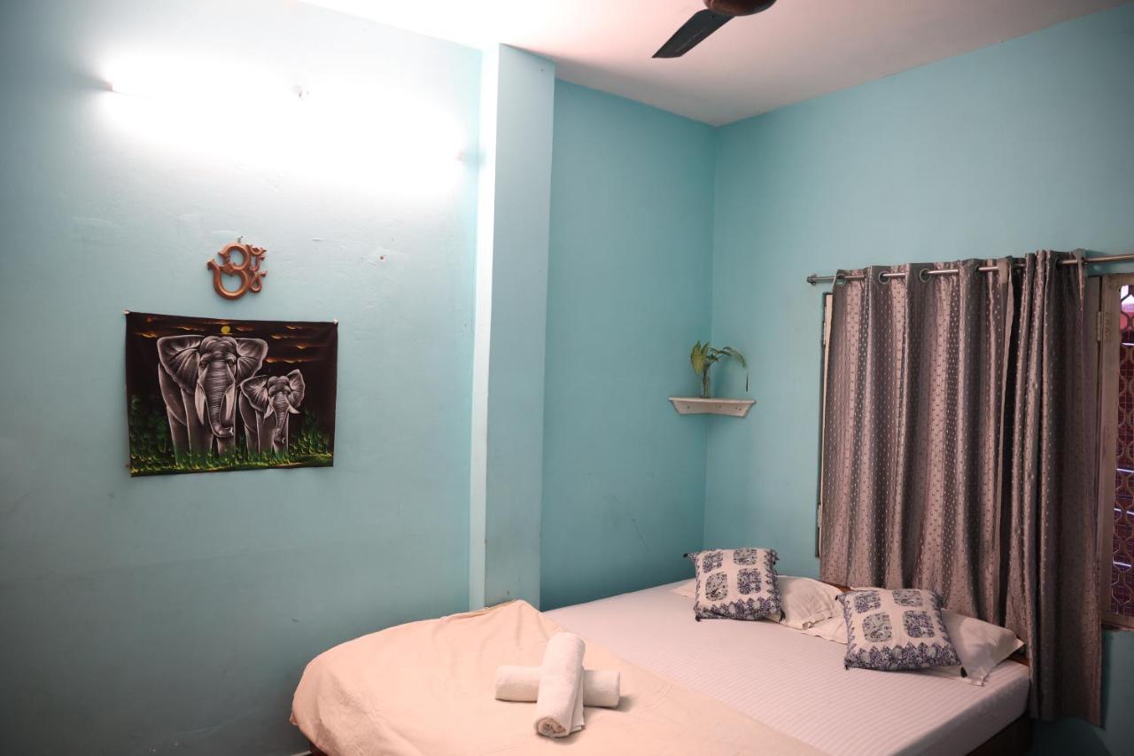 Good Vibes Hostel Benares Buitenkant foto