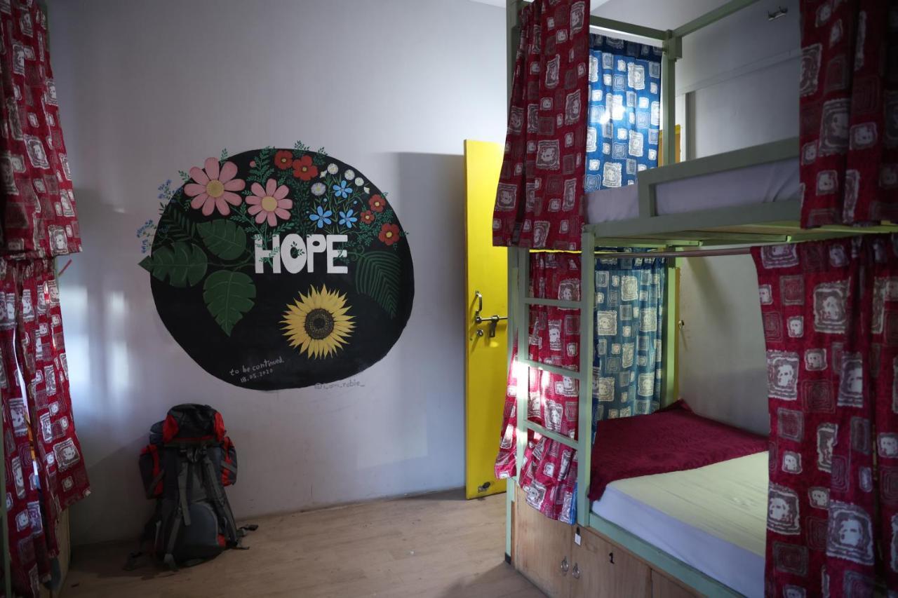 Good Vibes Hostel Benares Buitenkant foto