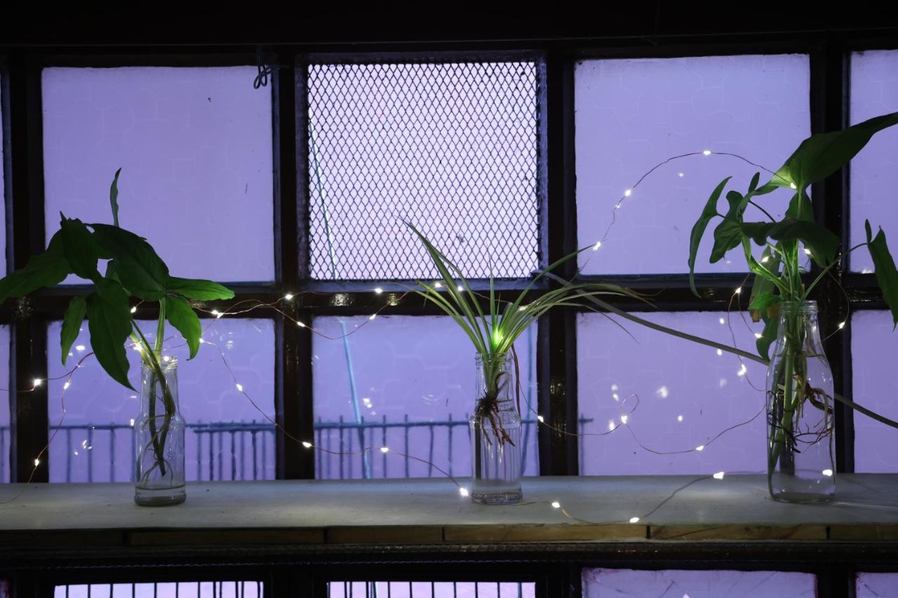 Good Vibes Hostel Benares Buitenkant foto
