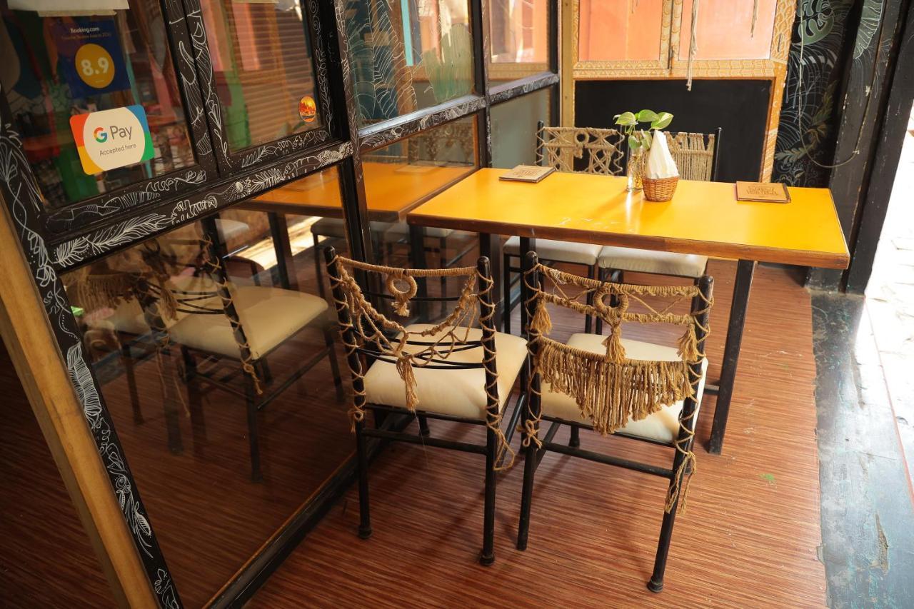 Good Vibes Hostel Benares Buitenkant foto